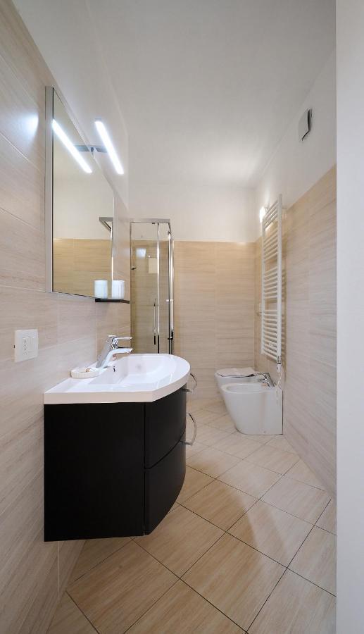 Xenia - New And Bright Urban Housing Appartement Milan